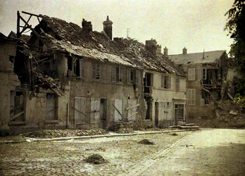 View of the ruins, Soissons, Aisne, France, 1917